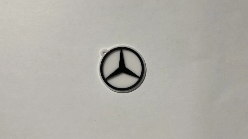 Logo by Mercedes
